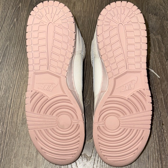 Nike Dunk High Retro Cracked Leather Swoosh - Picture 5 of 8